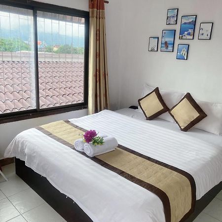 Vang Vieng Victory Hostel מראה חיצוני תמונה