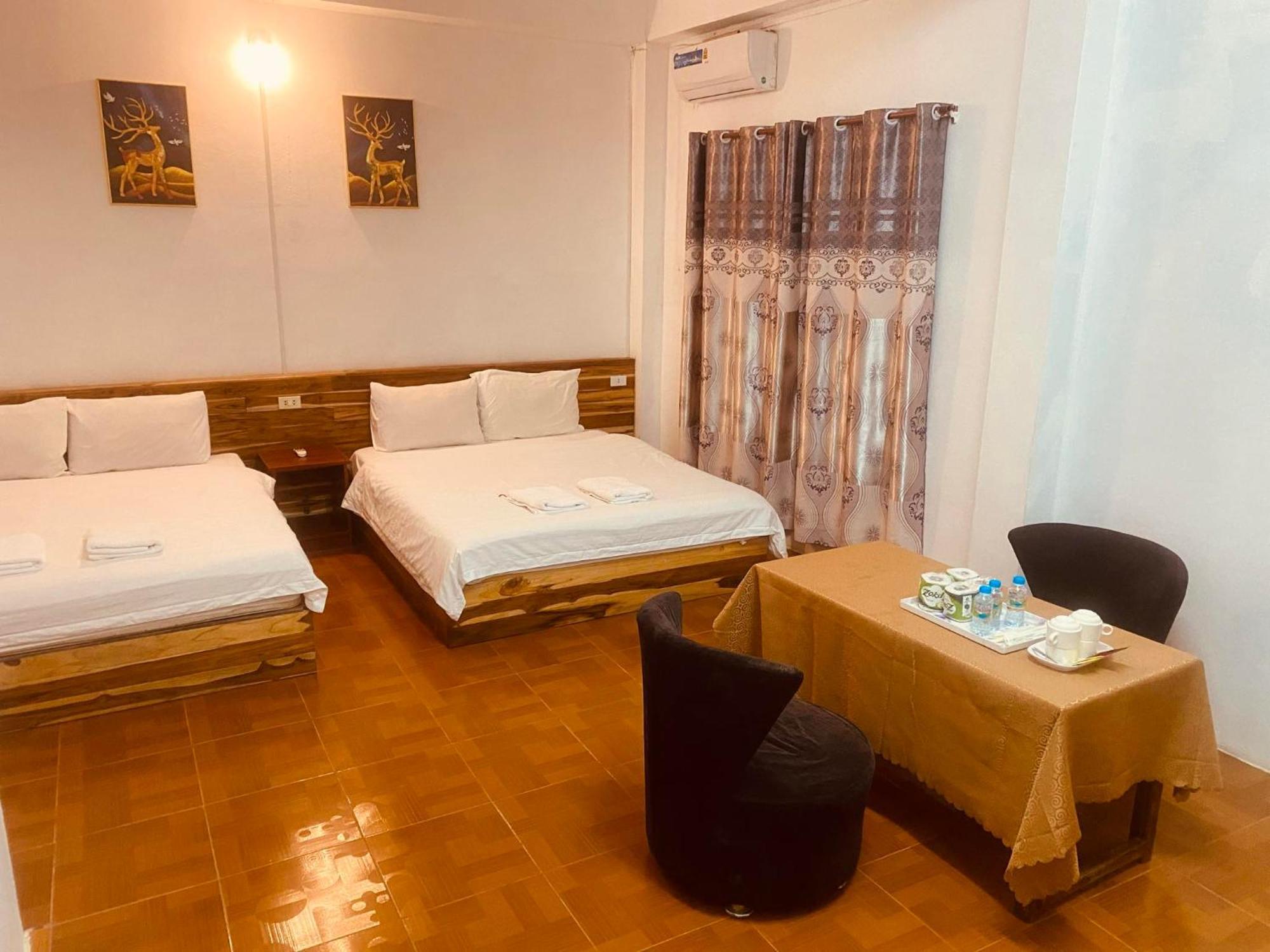 Vang Vieng Victory Hostel מראה חיצוני תמונה