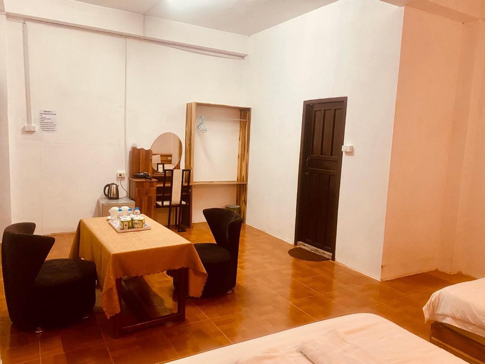 Vang Vieng Victory Hostel מראה חיצוני תמונה