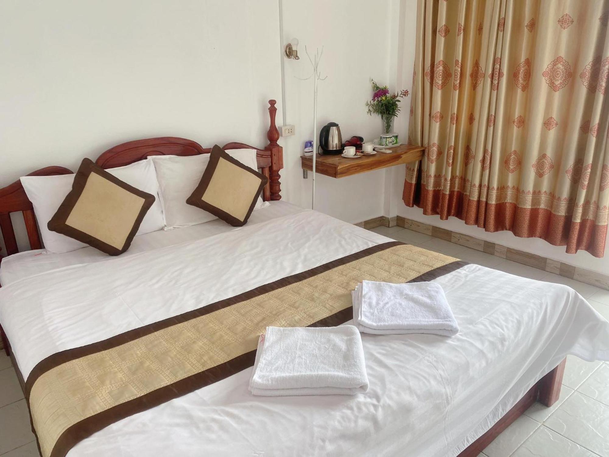 Vang Vieng Victory Hostel מראה חיצוני תמונה