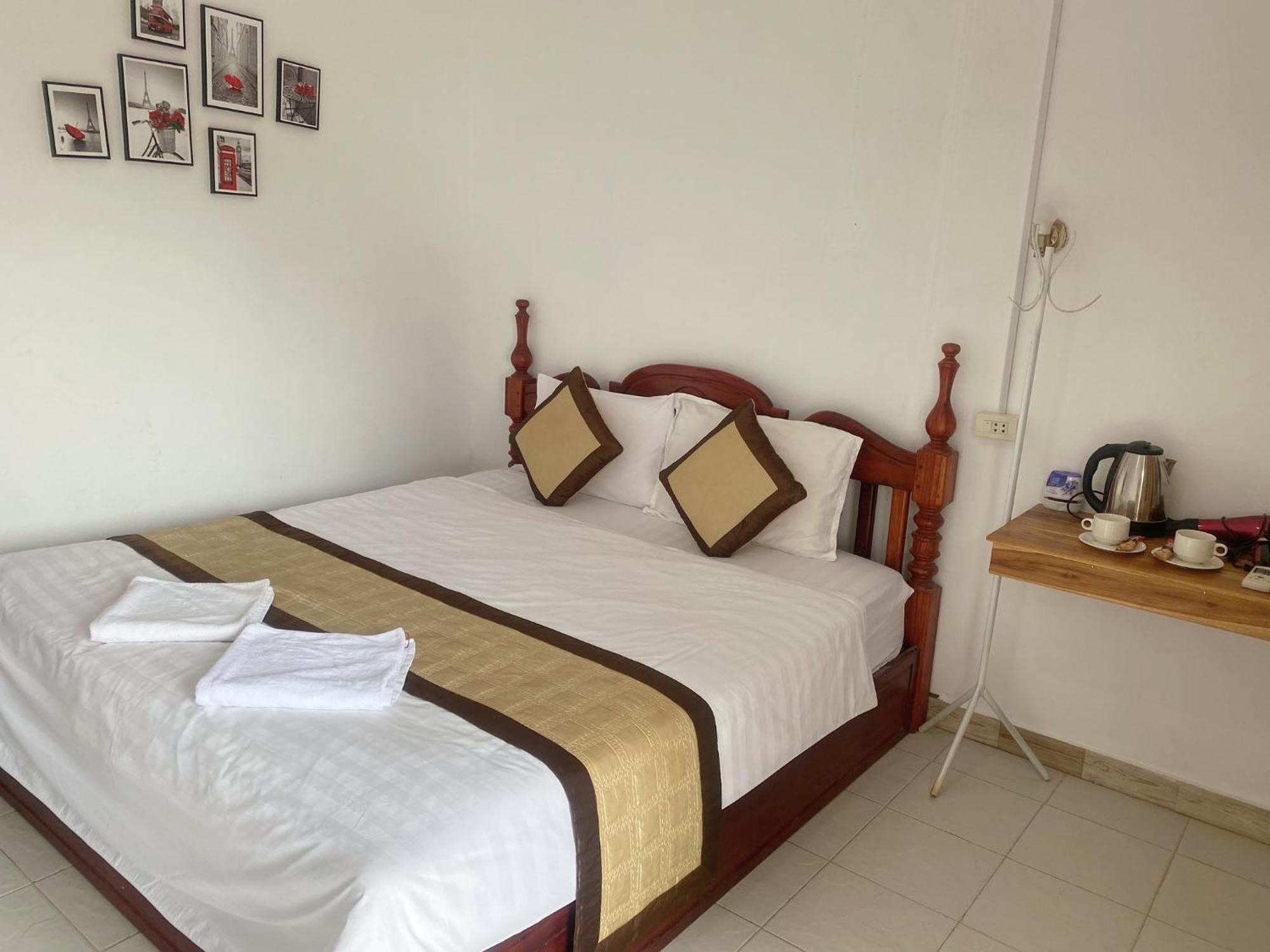 Vang Vieng Victory Hostel מראה חיצוני תמונה